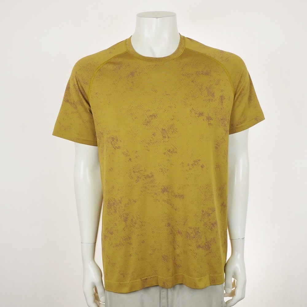 Lululemon Metal Vent Tech 2.0 Training Tee Shirt Mens Large Gold Workout Fitness